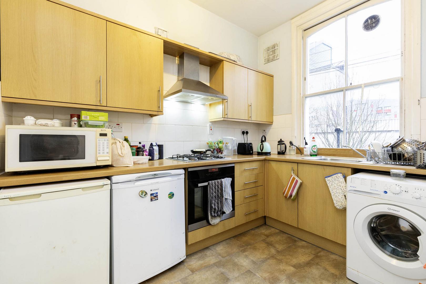 Spacious 3 bedroom property located in Highbury close to Arsenal Station  Drayton Park, Highbury